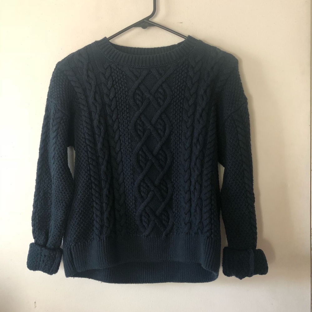 Abercrombie and Fitch Cable Knit Crew Sweater
